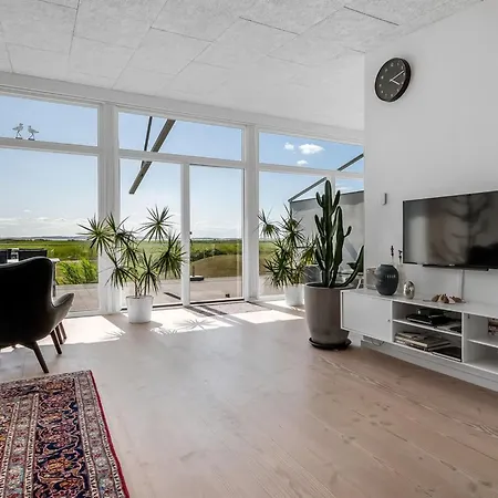 Casa de Férias Jorkin - 150m From The Sea By Interhome